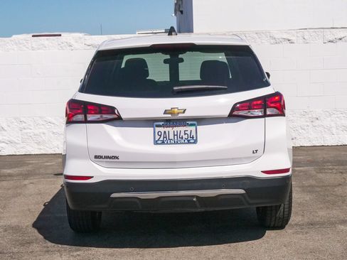 Used 2022 Chevrolet Equinox LT w/ LPO, Floor Liner Package FWD image 8
