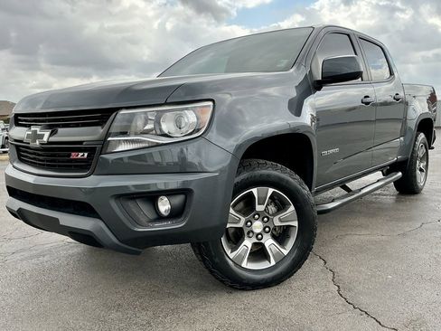 Used 2017 Chevrolet Colorado Z71 image 3