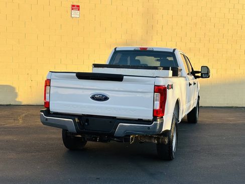 Used 2017 Ford F250 XL w/ Power Equipment Group AWD/4WD image 6