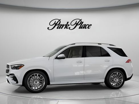 Used 2026 Mercedes-Benz GLE 450 4MATIC image 4