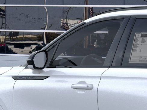 New 2026 Lincoln Corsair Premiere image 20