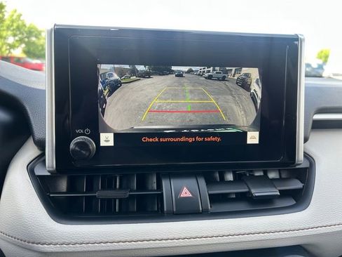 Certified 2025 Toyota RAV4 XLE image 21