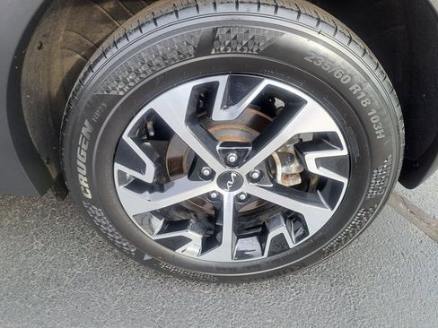 Used 2024 Kia Sportage EX image 14