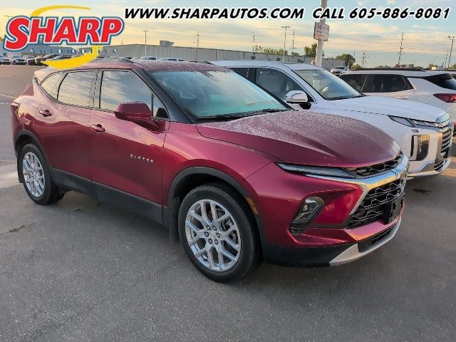 Used 2024 Chevrolet Blazer LT w/ Convenience Package AWD/4WD image 1