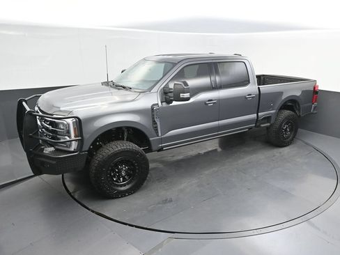 Used 2026 Ford F250 Lariat w/ Tremor Off-Road Package AWD/4WD image 32