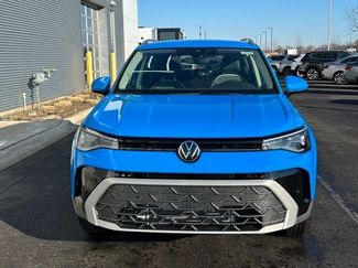 New 2026 Volkswagen Taos SE video 2