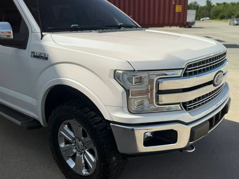 Used 2019 Ford F150 Lariat w/ Equipment Group 502A Luxury AWD/4WD image 5