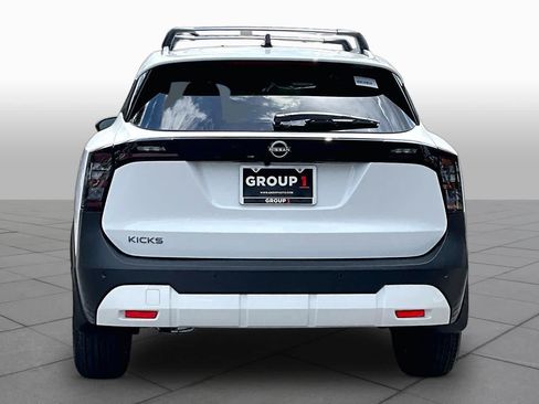 New 2026 Nissan Kicks SV w/ Cold Weather Package FWD image 4