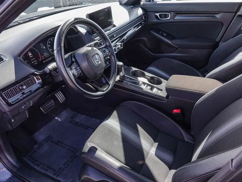 Used 2025 Honda Civic Sport image 16