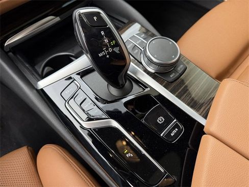 Certified 2023 BMW 530i xDrive w/ Convenience Package image 24