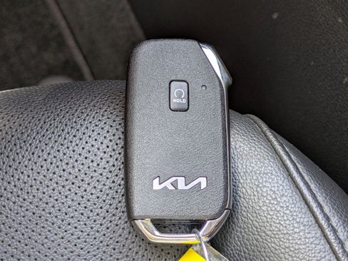 Certified 2024 Kia Sportage EX FWD image 29