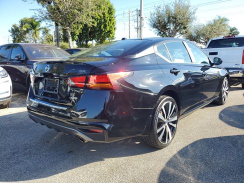Used 2019 Nissan Altima 2.5 SR image 5