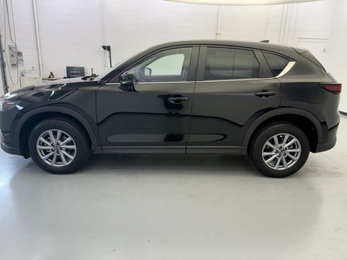 Used 2023 MAZDA CX-5 AWD 2.5 S w/ Select Package image 2