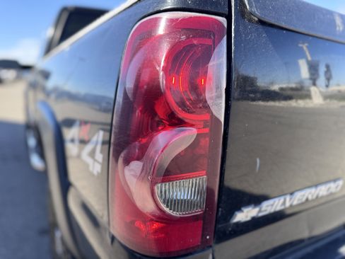 Used 2003 Chevrolet Silverado 2500 LT w/ Skid Plate Package image 32