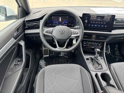 New 2026 Volkswagen Jetta Sport FWD image 8