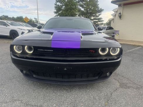Used 2016 Dodge Challenger R/T Scat Pack w/ Leather Interior Group RWD image 2