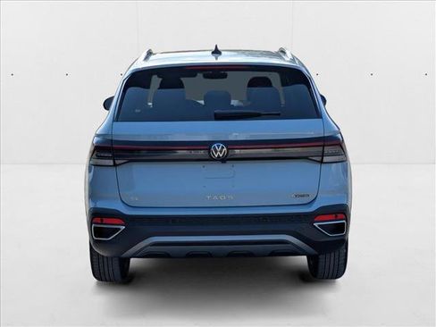 New 2025 Volkswagen Taos SE image 8
