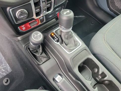 New 2024 Jeep Wrangler Unlimited image 27