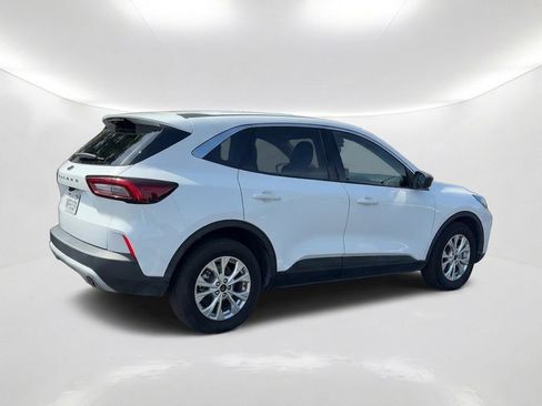 Used 2023 Ford Escape Active FWD image 6