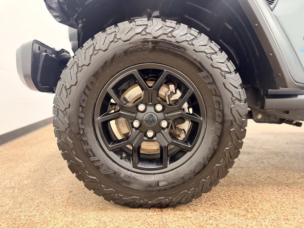 Used 2024 Jeep Wrangler Unlimited AWD/4WD image 28