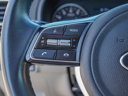 Used 2020 Kia Sportage EX image 13