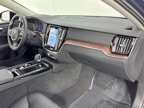 Used 2023 Volvo S60 T8 Plus AWD/4WD image 15