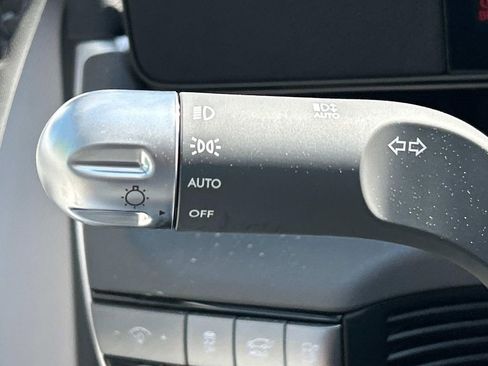 New 2025 Hyundai Ioniq 5 SEL image 32