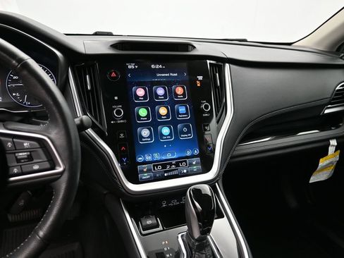 Used 2023 Subaru Outback Limited image 15