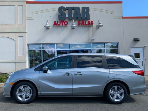 Used 2019 Honda Odyssey EX image 4