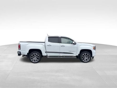 Used 2021 GMC Canyon Denali image 7