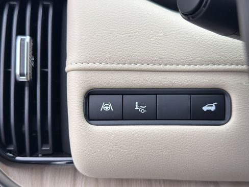 New 2026 Nissan Armada Platinum Reserve w/ Convenience Package image 23