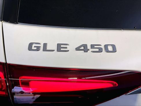 New 2026 Mercedes-Benz GLE 450 4MATIC image 6