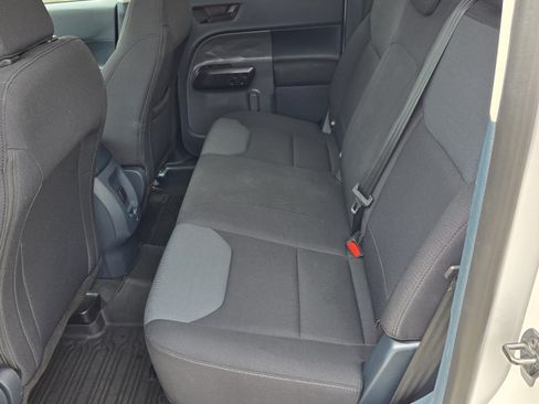 Used 2022 Ford Maverick XL FWD image 5