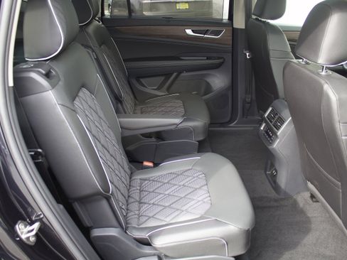 New 2026 Volkswagen Atlas SEL Premium R-Line AWD/4WD image 35