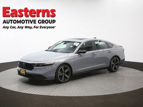 Used 2025 Honda Accord Sport image 57