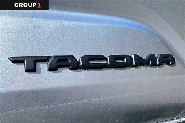 Certified 2025 Toyota Tacoma SR5 AWD/4WD image 33