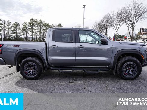 Used 2025 Nissan Frontier PRO-4X w/ Pro Convenience Package image 10