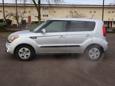 Used 2012 Kia Soul image 3
