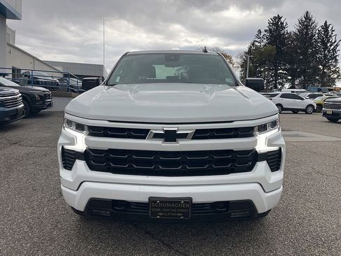 Used 2022 Chevrolet Silverado 1500 RST image 2
