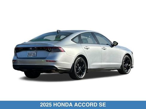 Certified 2025 Honda Accord SE image 6