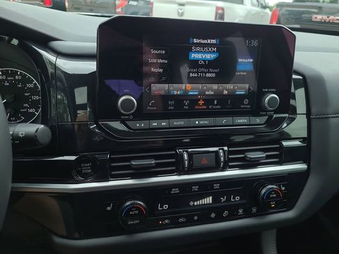 Certified 2025 Nissan Pathfinder SV w/ SV Premium Package FWD image 23