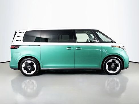 New 2025 Volkswagen ID. Buzz Pro S Plus image 8
