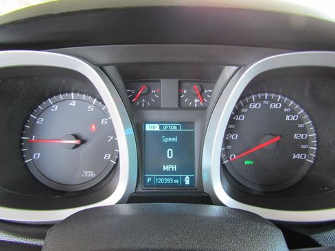 Used 2016 Chevrolet Equinox LT FWD image 14