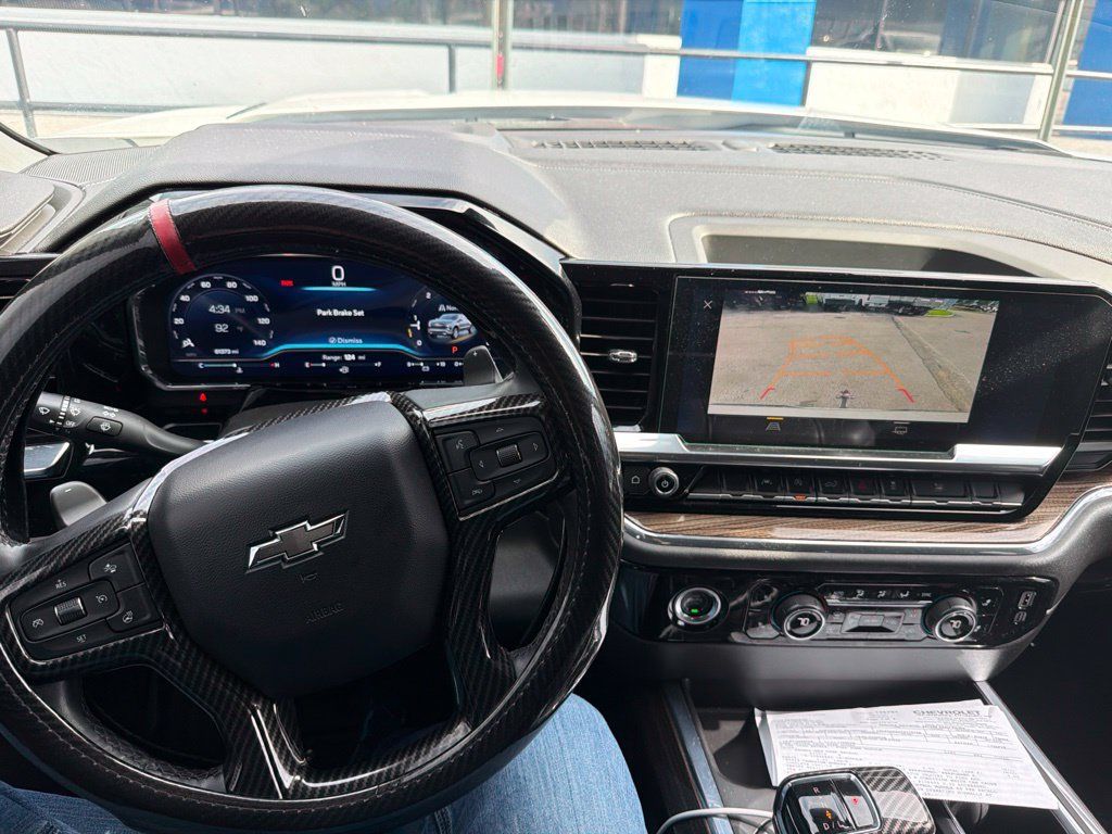 Used 2023 Chevrolet Silverado 1500 RST w/ Redline Edition RWD image 7