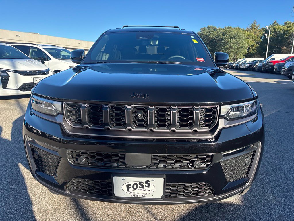Certified 2026 Jeep Grand Cherokee L Limited AWD/4WD image 8