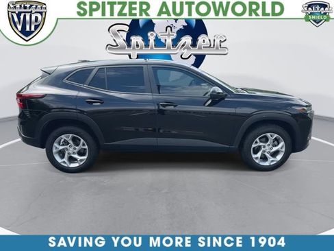 Used 2024 Chevrolet Trax LS w/ LS Convenience Package FWD image 10