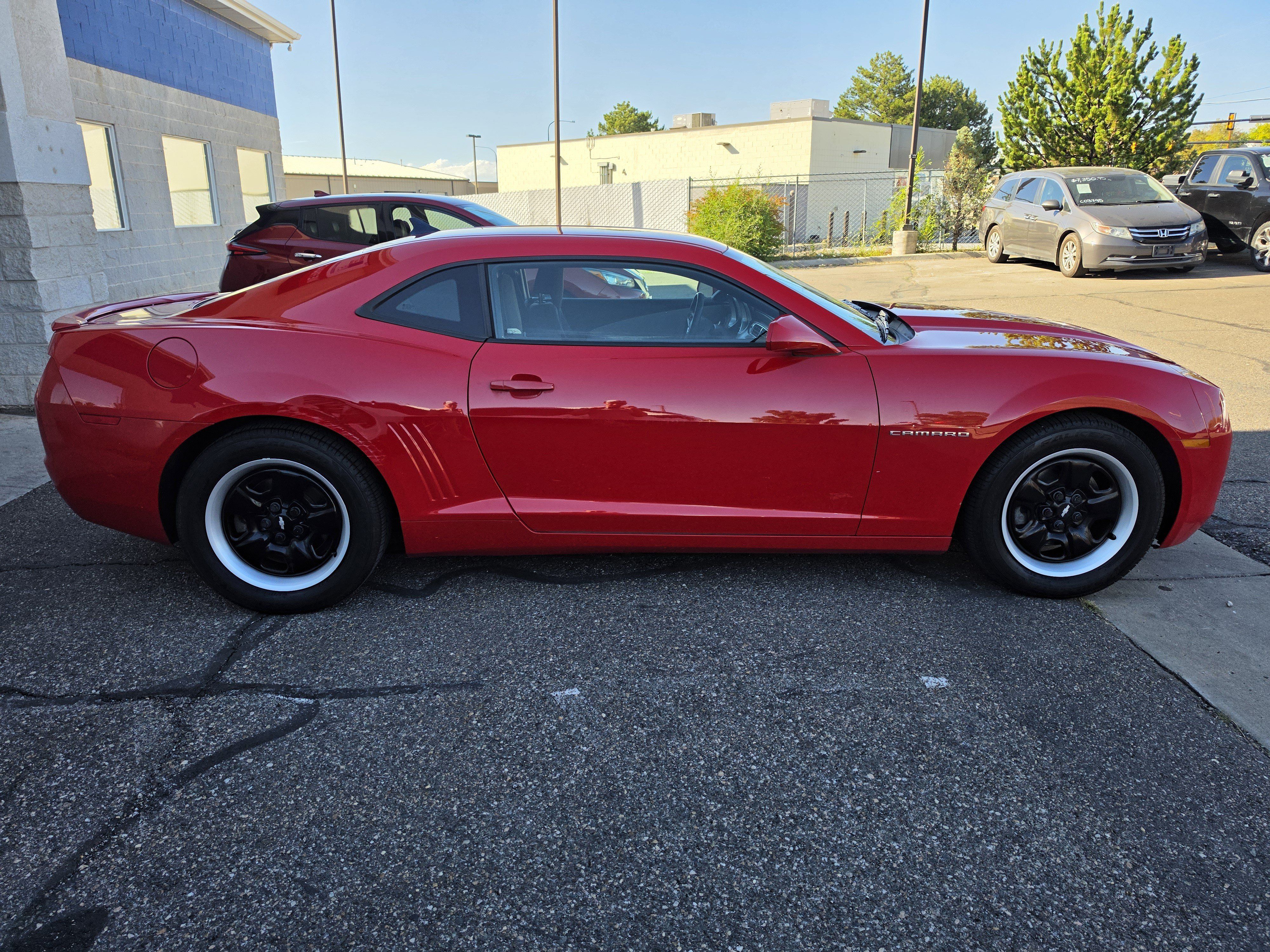 Used 2012 Chevrolet Camaro LS RWD image 8