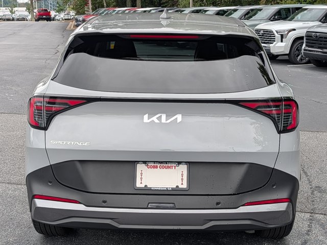 Used 2026 Kia Sportage EX FWD image 6