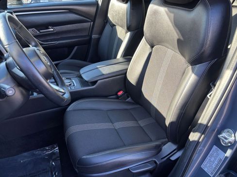 Used 2025 MAZDA CX-50 AWD 2.5 S w/ Select Package image 32