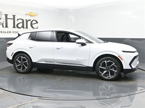 New 2025 Chevrolet Equinox EV LT image 1